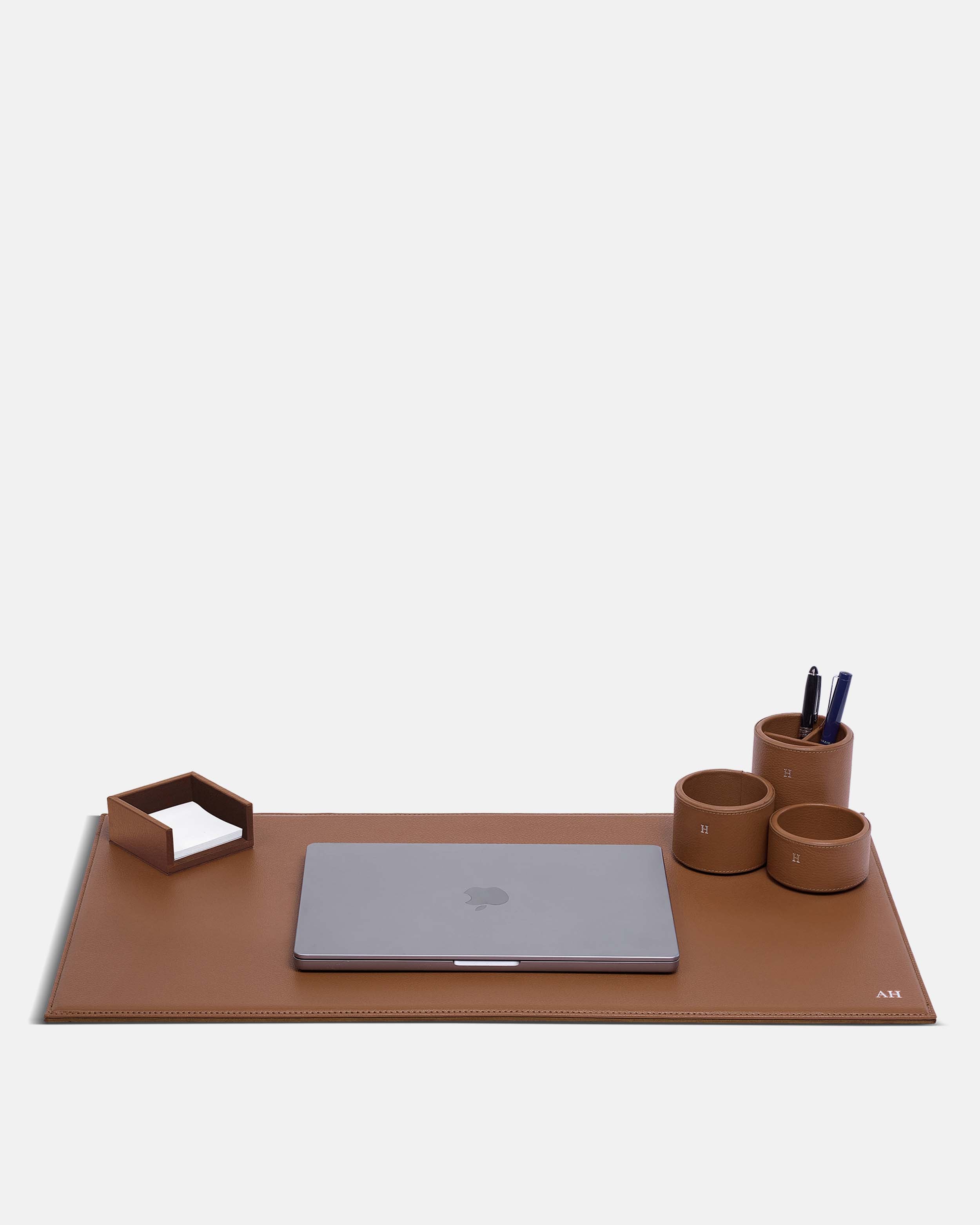 Desk Pad Rígido - Black Caviar – Bruna Design Store
