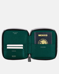 Funda con Cierre para 1 Pasaporte - Forest Green