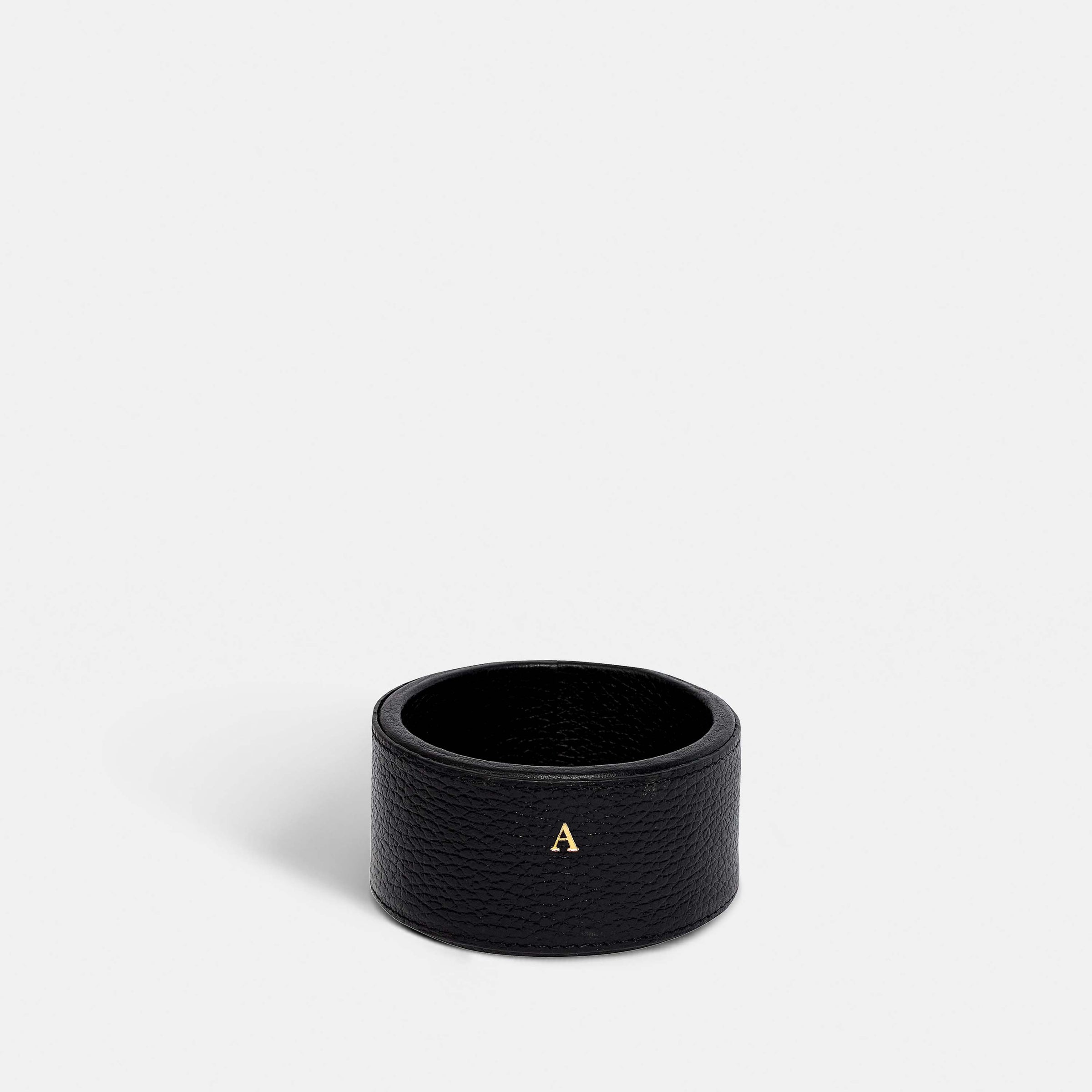 Bandeja (CH) - Black Caviar